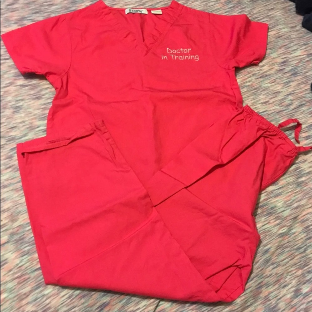 Kids scrub set